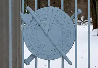 Виньетки на створках ворот