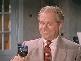 Фрагмент фильма Улица полна неожиданностей