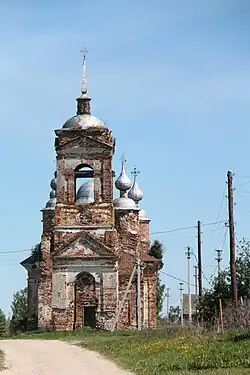 Рождественский храм в селе Неклюдово.