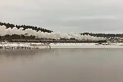 Экспресс пересекает залив Вакколахти в Сортавале