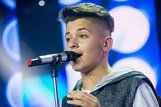 Руслан Асланов