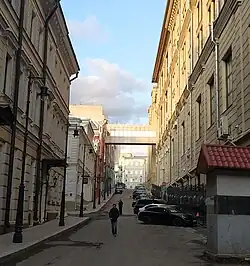 Стеклянный пэдвей над&nbsp;Сандуновским переулком между&nbsp;зданиями Центрального Банка РФ, Москва