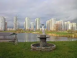 Скульптура у кафе Чистые пруды