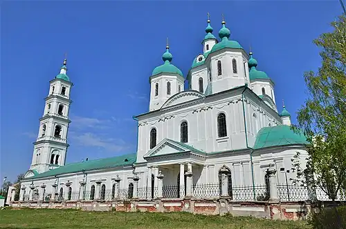 Вид на собор с юго-восточной стороны