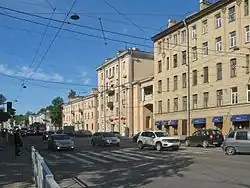 Среднеохтинский проспект у пересечения с Большой Пороховской улицей