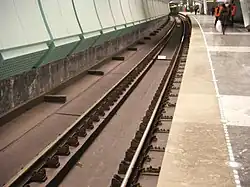 Один из путей станции (с закруглением)