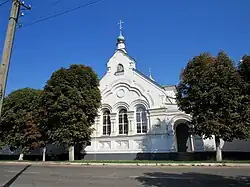 Церковь имени «Святой Троицы». Монастырь