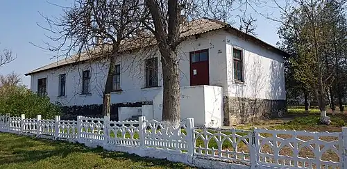 Старое здание больницы. Фото Сергея ЭльМира