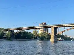 Старый автомобильный мост через реку Самару (вид с реки), август 2023 года