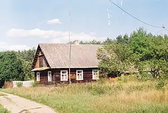 Один из домов в деревне