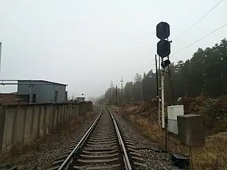 Выключенный входной светофор. Вид со стороны ст. Приморск.