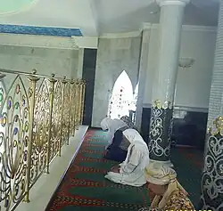 Женская половина