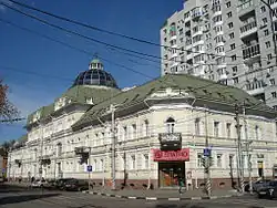 ТЦ Каштан угол ул. Рахова