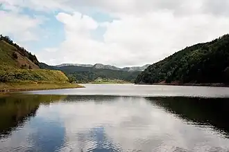 Вид на водохранилище в марте 2005 года