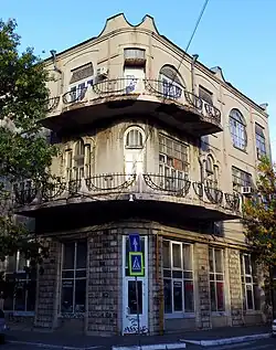 Торговые лавки с гостиницей, Свердлова, 5/Фиолетова, 1-3