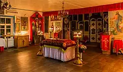 Праздничное убранство Крестовоздвиженской церкви в Пасхальную ночь 2017