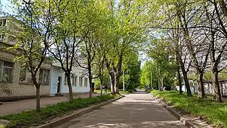 вид в направлении улицы Олега Кошевогослева отделение связи №&nbsp;29 (дом №&nbsp;15)справа территория «171-го завода»