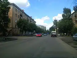 на пересечении с улицей 9 Января