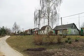 Улица в деревне Плешкино весной 2022 года