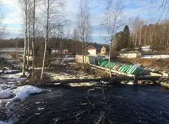 Улмосенйоки в деревне Улмалахти.