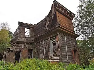 Руины главного дома усадьбы Рекково