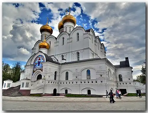 Вид с западной стороны