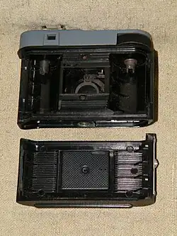 Задняя стенка открыта