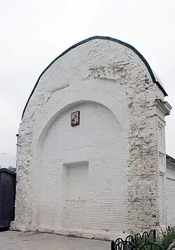 Фрагмент святых врат со стороны площади Лядова, снесённых в советские годы