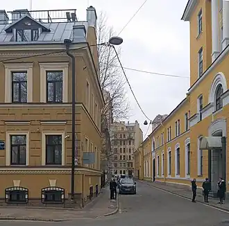 Вид переулка от Госпитальной ул. в сторону 9-й Советской