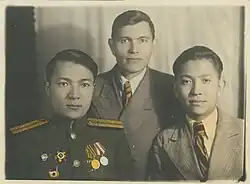 Габбас Жуматов с братьями, Хамзой Жуматовым и Сапаром Жуматовым