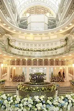 Музыкальный центр — холл