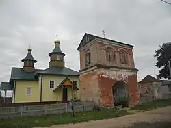 Часовня и надвратная колокольня нового Никольского храма, 2017 год