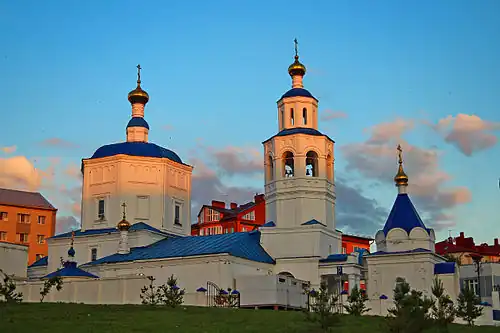 Пятницкая церковь на закате (2014 год)