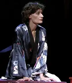 Юлия Авшарова в роли Рашели в спектакле МДТ им. Н. В. Гоголя «Мистраль» (реж. С. Яшин, 2012 г.)