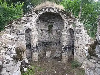 Руины монастыря Охты Дрни, V—VI века