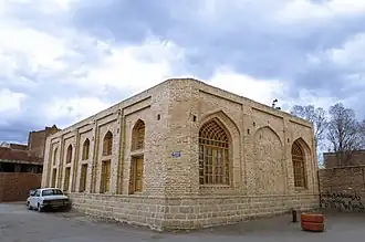 Мечеть в Бенабе