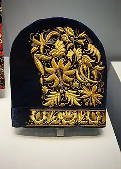 Расшитый калфак