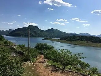 Водохранилище в верховье реки на территории Бэньси-Маньчжурского автономного уезда