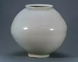 Лунная чаша (Национальное сокровище №310)