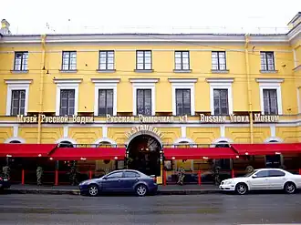 Конногвардейский бульвар, 4, Конногвардейский переулок, 2, улица Якубовича, 3&nbsp;— солдатский корпус