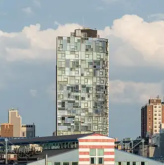 Дом на 11 авеню на Манхэттене, 2010 г.