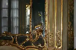 Зеркальный зал. Деталь оформления. М. Кноллер