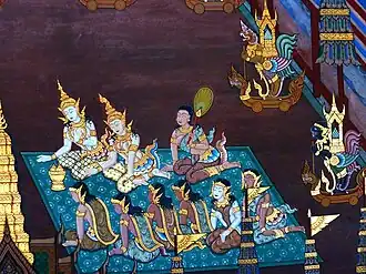 Мандодари (слева) и Дханьямала (справа) с сопровождающей наложницей на похоронах Раваны. Сцена из Рамаяны в Ват Пхра Кео, Бангкок.