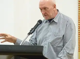 Шон Скалли на вернисаже своей выставки в Музее Людвига[нем.] в Кобленце / 31 августа 2014