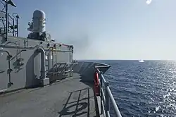 Стрельба из носового 20-мм ЗАК Phalanx CIWS; USS&nbsp;Mount Whitney (LCC-20), 2016&nbsp;год.