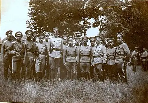 Нач. 10-й кавалер. дивизии ген-майор граф Ф.&nbsp;А.&nbsp;Келлер с офицерами 1-го Оренбургского казачьего полка. Август 1914&nbsp;г.