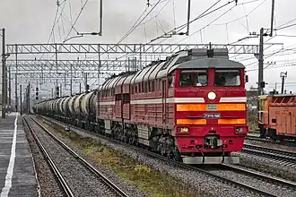Тепловоз 2ТЭ116-1686 с наливным поездом