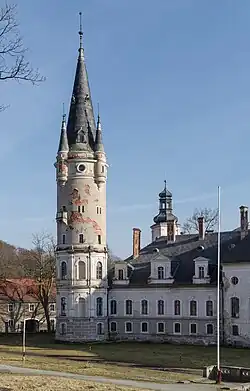 Главная башня замка