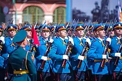 Гвардейцы на Параде Победы 2015 года в Москве