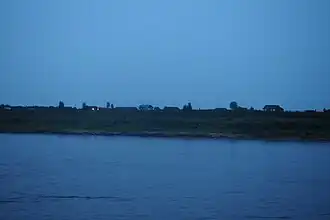 Вид на деревню с Енисея